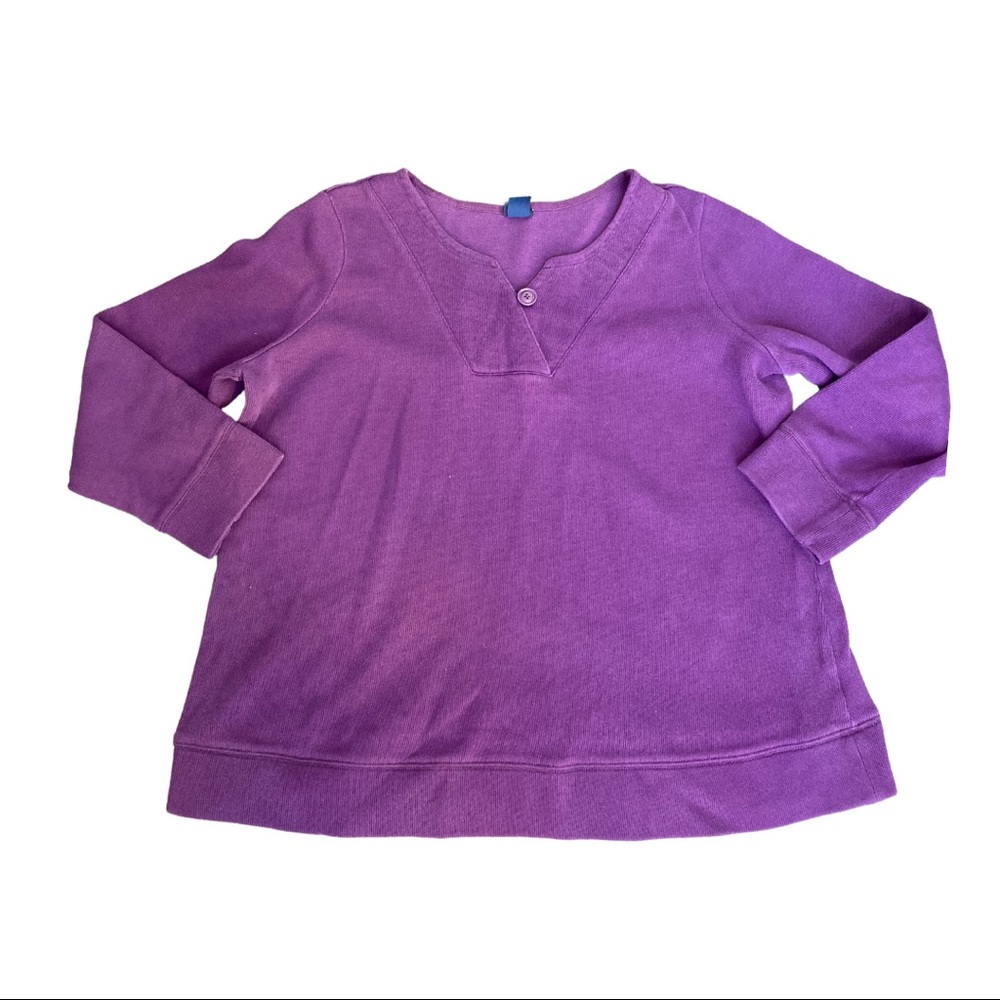 Purple sweater 100% vintage cotton.